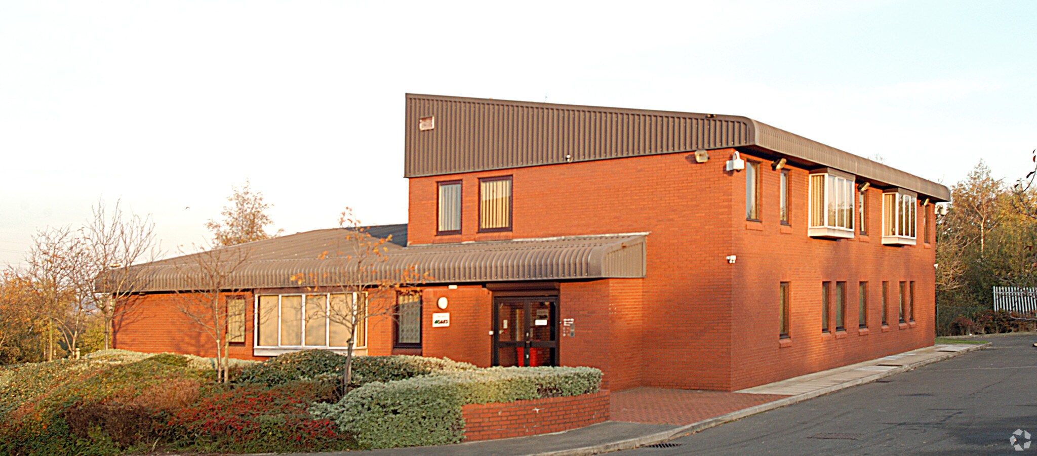 Oaks Ln, Barnsley, S71 1HT Acorn House