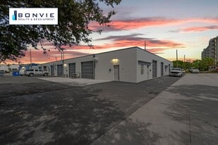201-215 SW 21st St, Fort Lauderdale FL - Warehouse