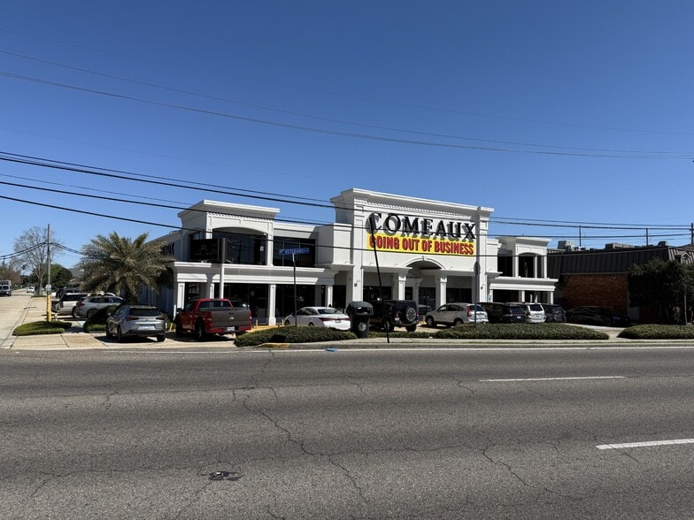 415 Veterans Memorial Blvd, Metairie, LA for lease - Building Photo - Image 2 of 9