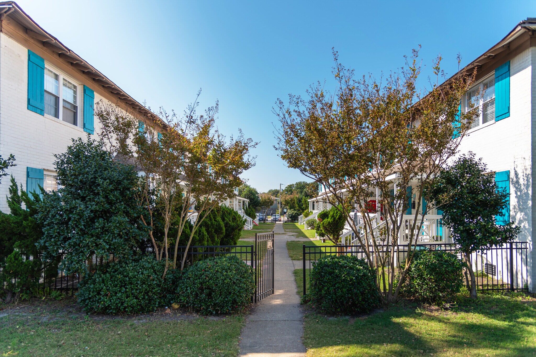 831 W Ocean View Ave, Norfolk, VA 23503