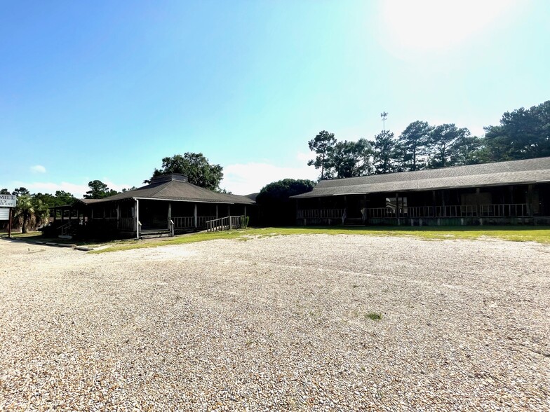 2205 Highway 49, Wiggins, MS for sale - Building Photo - Image 2 of 21