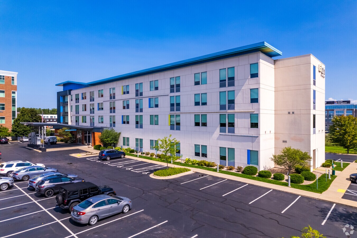 465 Pilgrim Way, Green Bay, WI 54304