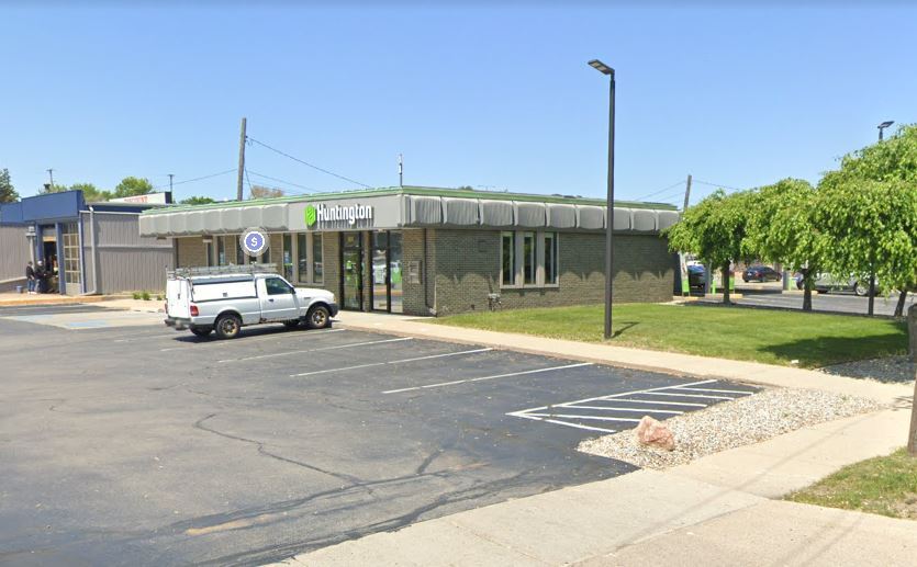 900 W Midland St, Bay City, MI 48706 - FirstMerit Bank | LoopNet