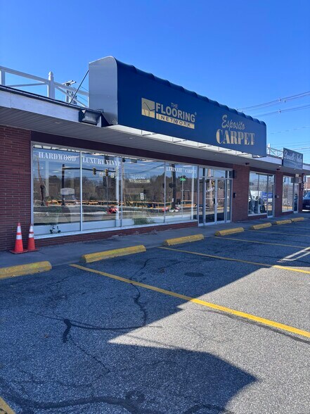 211 Lowell St, Wilmington, MA for sale - Building Photo - Image 1 of 1