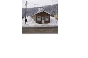 42 Walnut St, Johnstown, PA for sale Primary Photo- Image 1 of 2