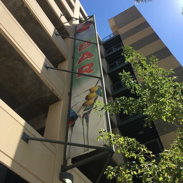 321 S Casino Center Blvd, Las Vegas, NV for sale - Building Photo - Image 1 of 1