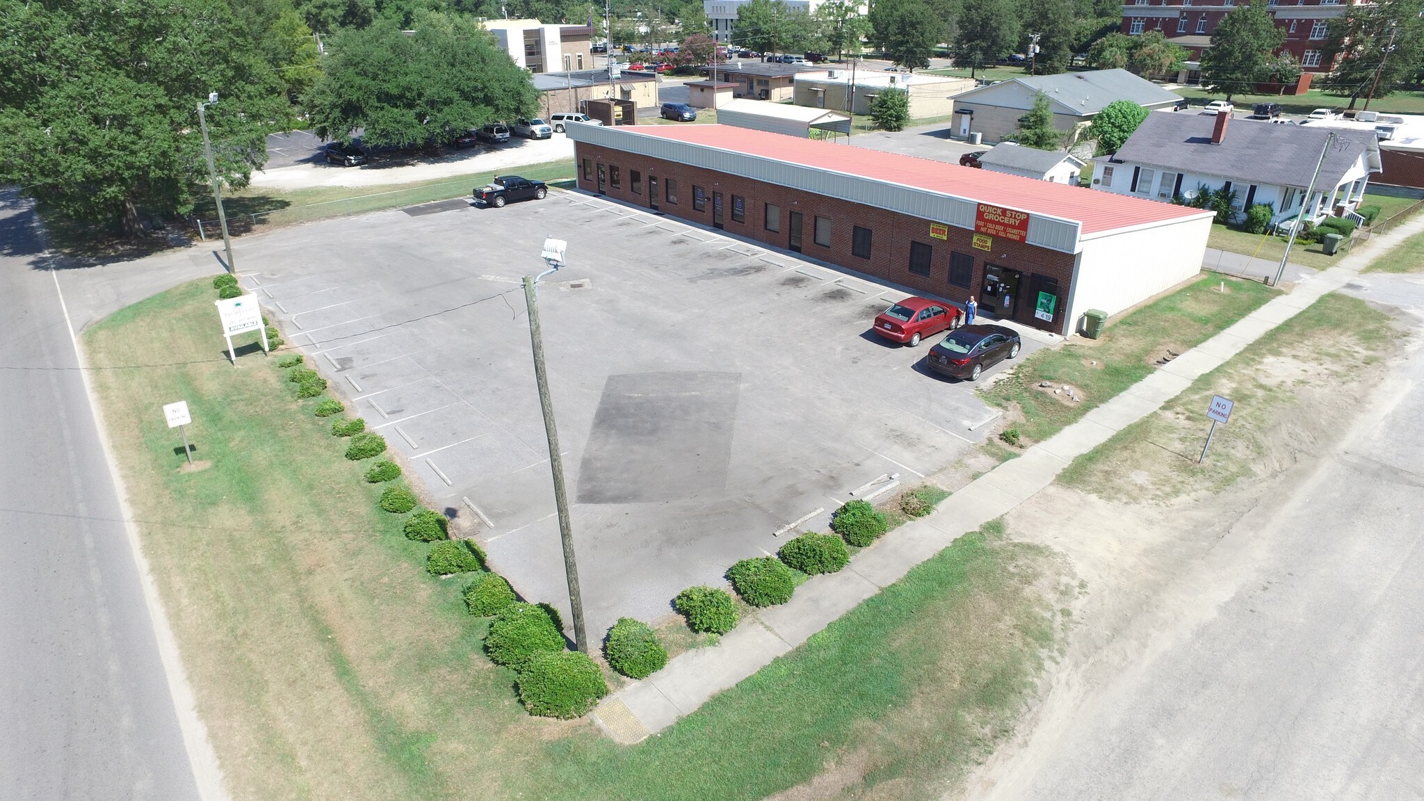 300 W Calhoun St, Dillon, SC for sale Primary Photo- Image 1 of 1