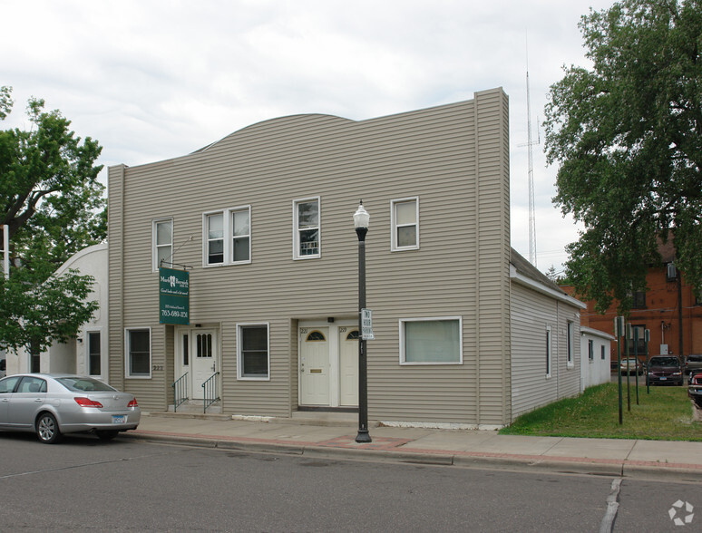 219-223 Asland St S, Cambridge, MN for lease - Primary Photo - Image 1 of 2