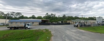 3060 & 3050 W Tharpe St - Warehouse