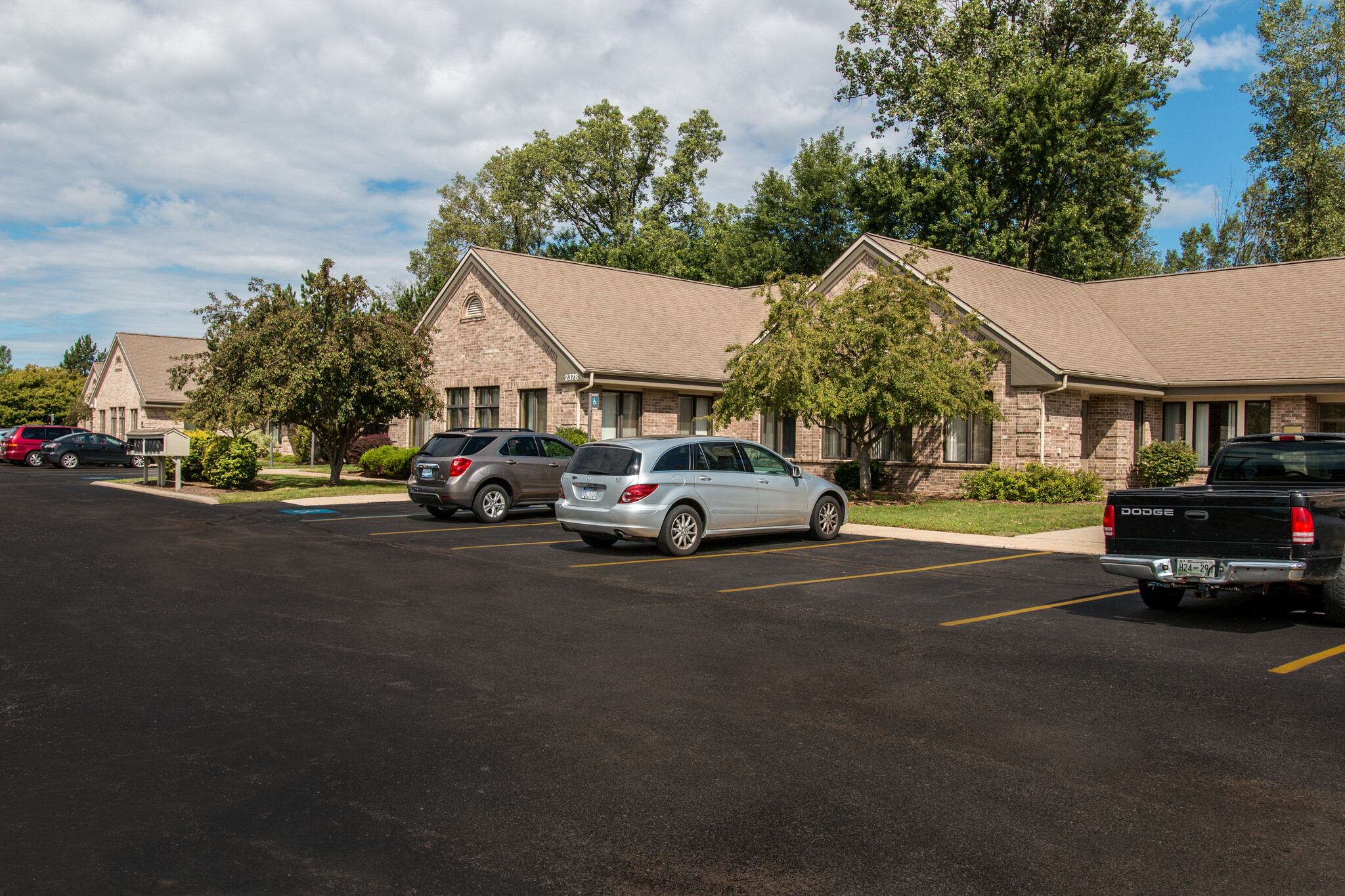 2378 Woodlake Dr, Okemos, MI for lease Building Photo- Image 1 of 2