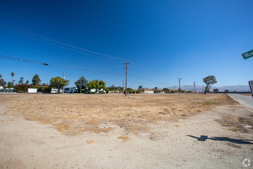 Mortensen Ave, Salinas, CA for lease - Building Photo - Image 3 of 4