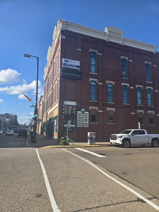 More details for 101-105 N Bridge St, Chippewa Falls, WI - Retail for Lease