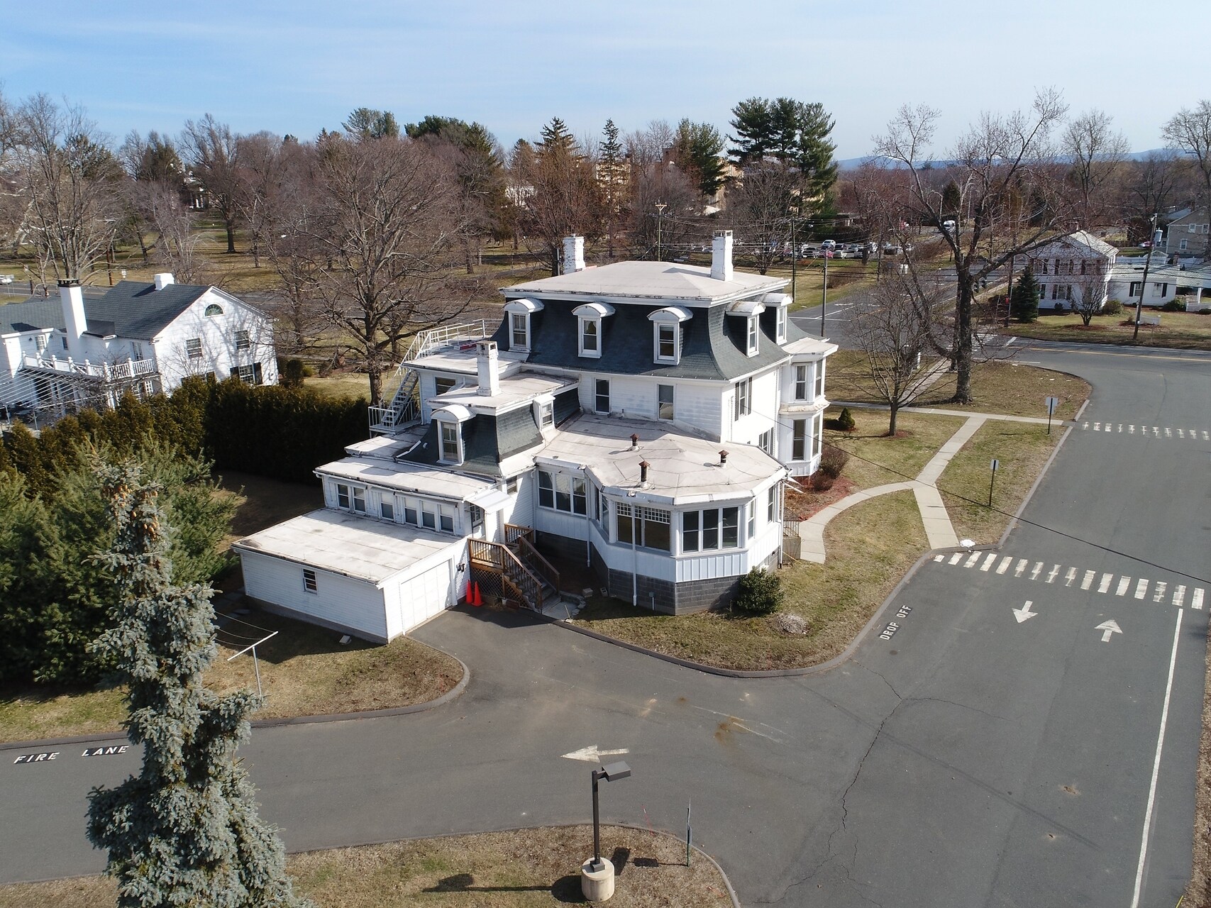 1370 Enfield St, Enfield, CT for sale Primary Photo- Image 1 of 1