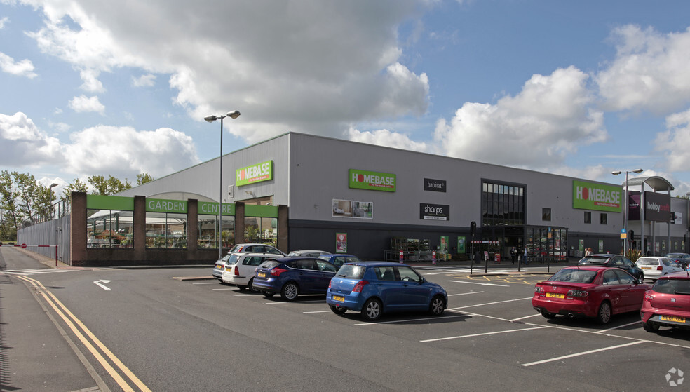 Team Vly, Gateshead for lease - Primary Photo - Image 1 of 2