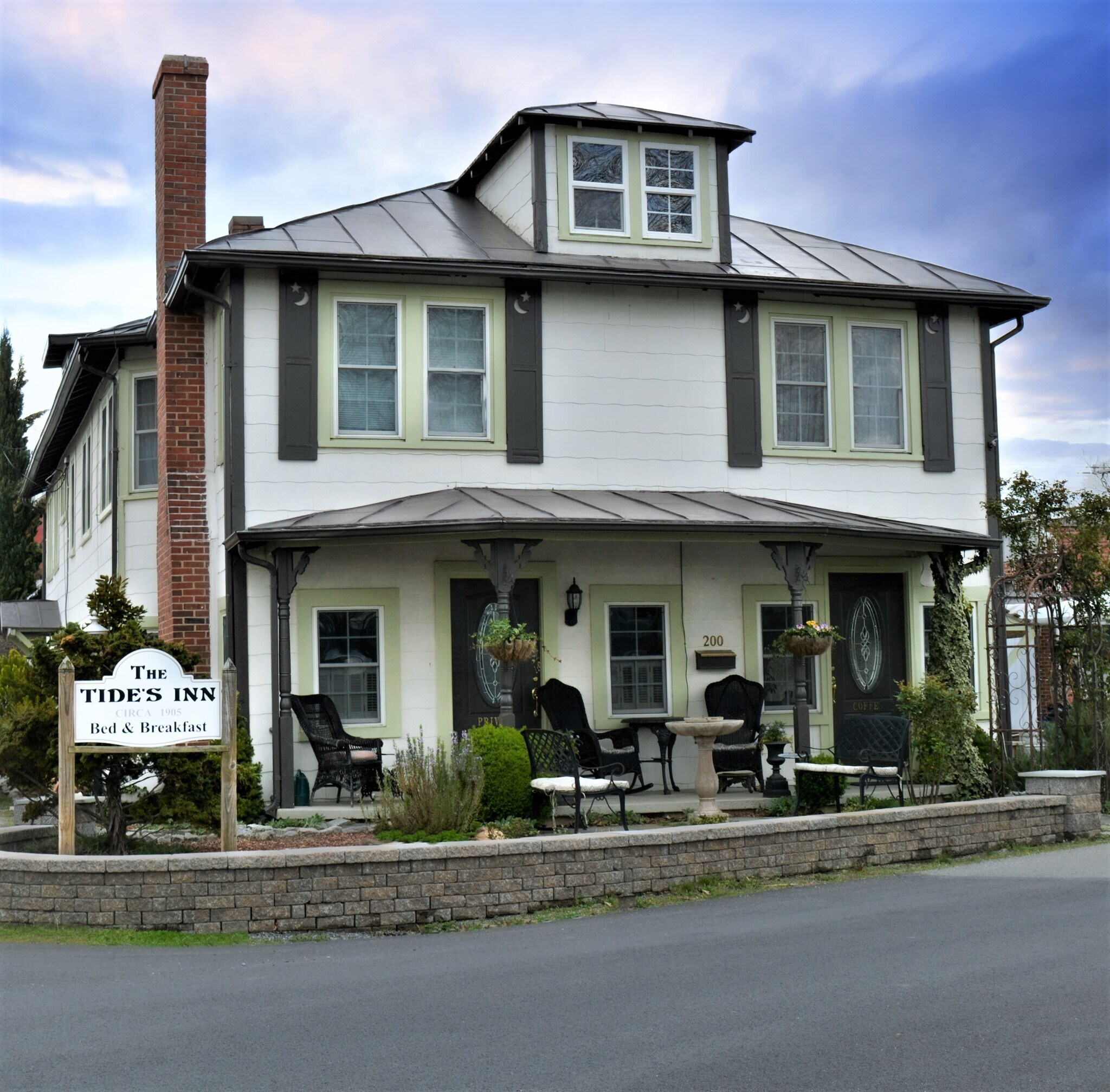 200 Irving Ave, Colonial Beach, VA for sale Building Photo- Image 1 of 1