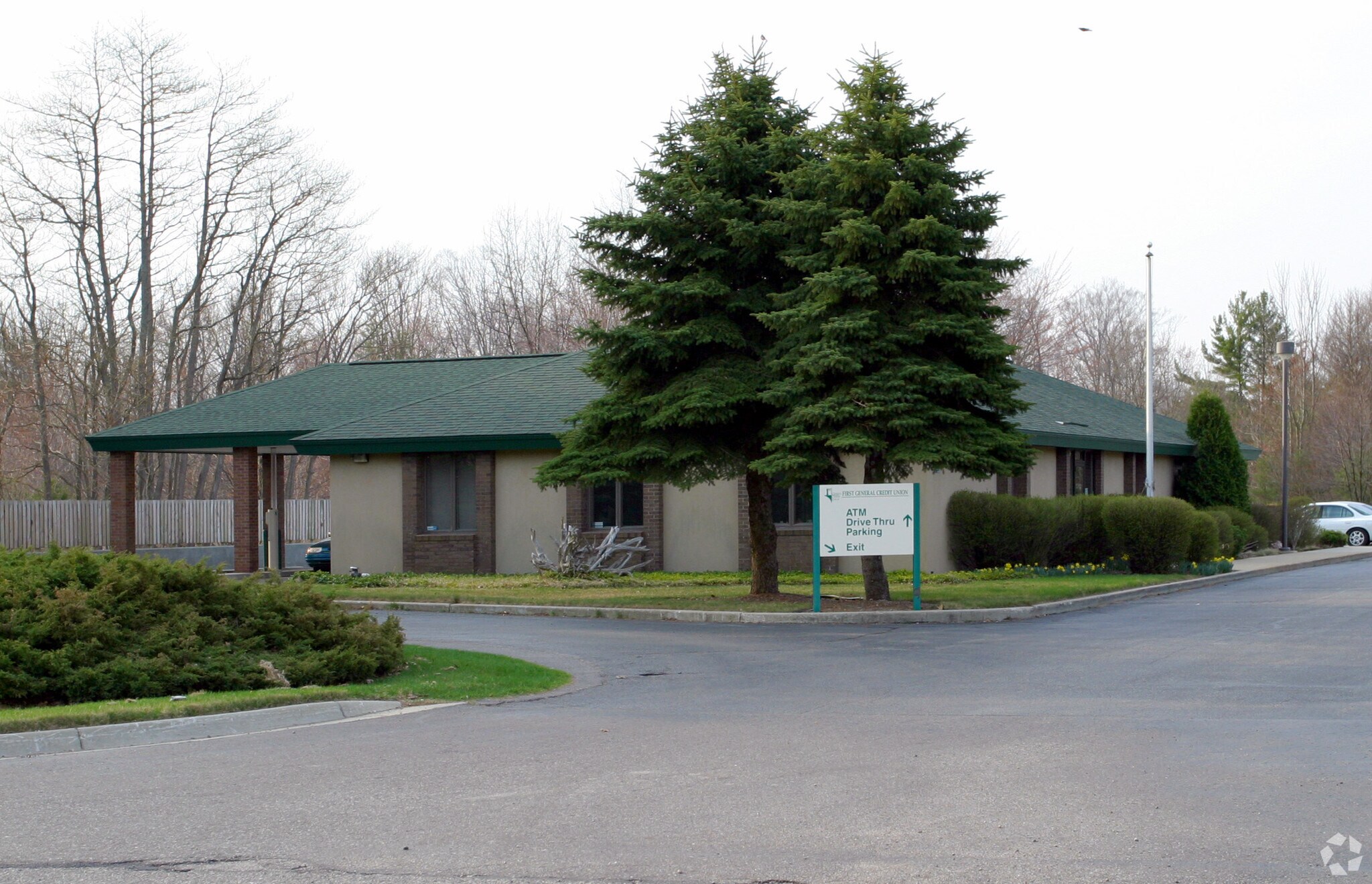 589 E Ellis Rd, Muskegon, MI for sale Primary Photo- Image 1 of 3