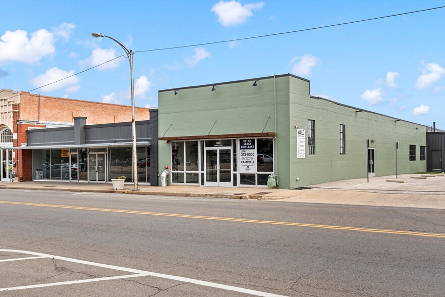 928-1002 Austin Ave, Waco, TX for lease - Building Photo - Image 1 of 7