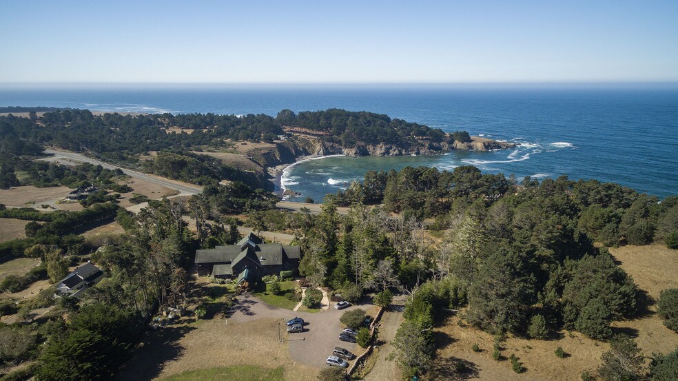 9401 N Highway 1, Mendocino, CA for sale - Building Photo - Image 1 of 1