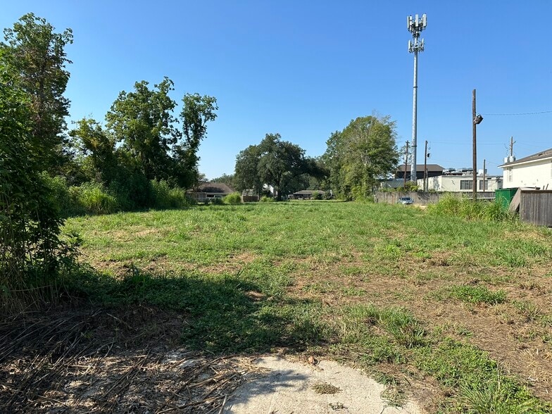 7391 Highland Rd, Baton Rouge, LA for sale - Building Photo - Image 2 of 7