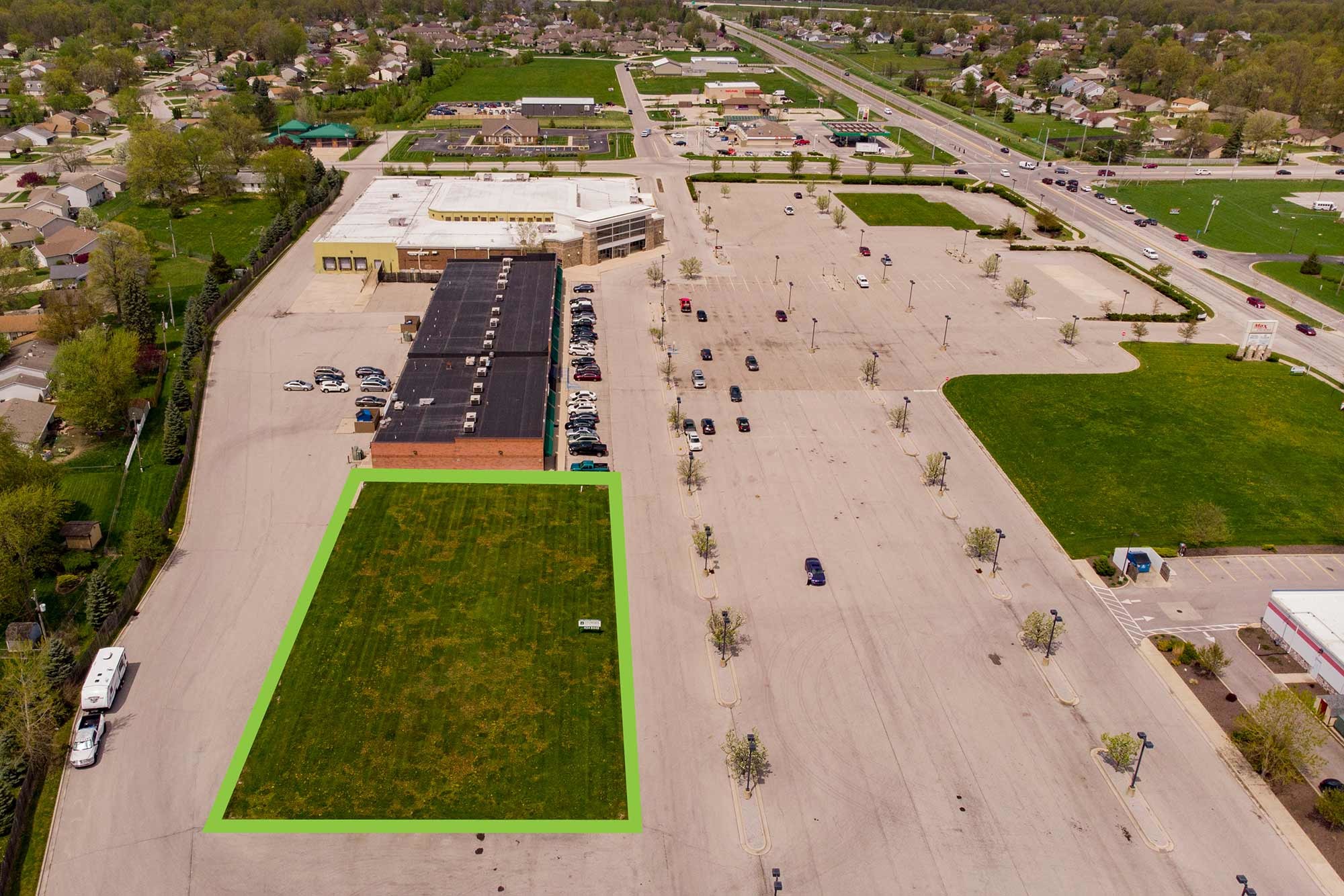 7221 Maplecrest Rd, Fort Wayne, IN for lease Aerial- Image 1 of 6