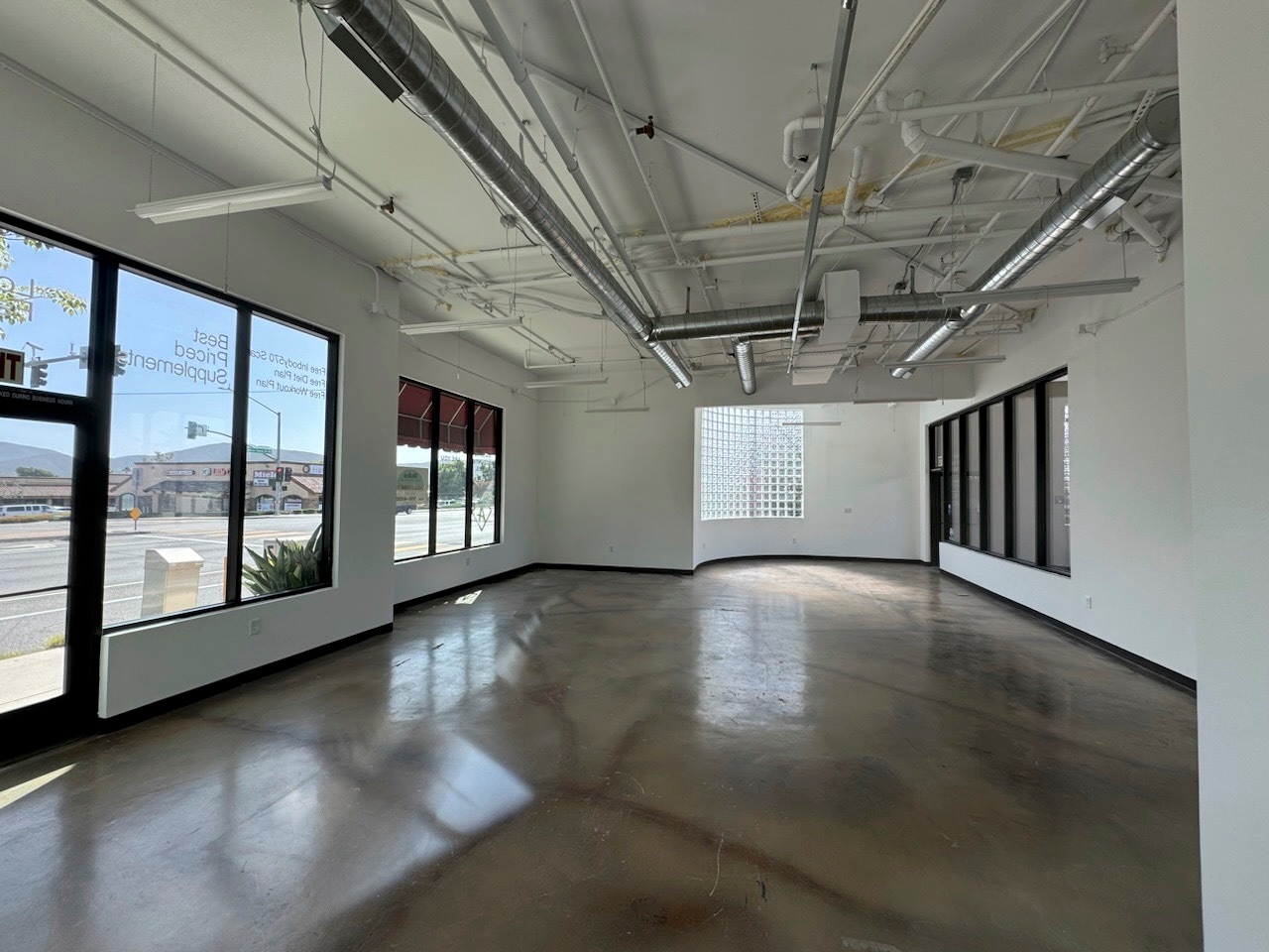 260 S Rancho Santa Fe Rd, San Marcos, CA for sale Interior Photo- Image 1 of 8