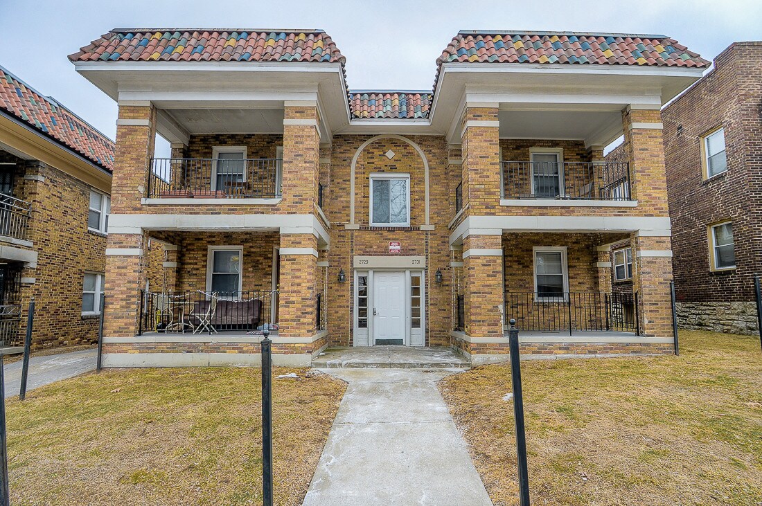 2729 Campbell St, Kansas City, MO 64109