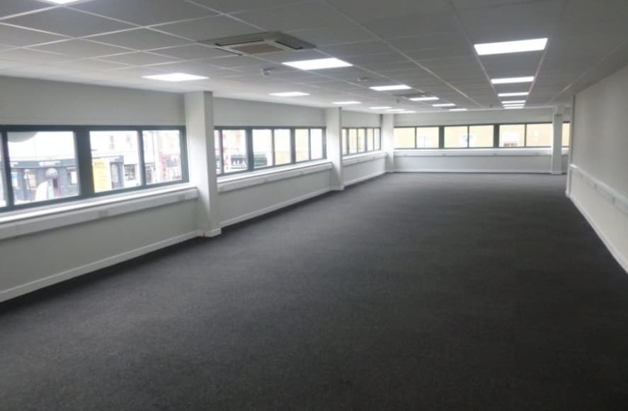 Grove Crescent Rd, London for sale - Primary Photo - Image 1 of 1