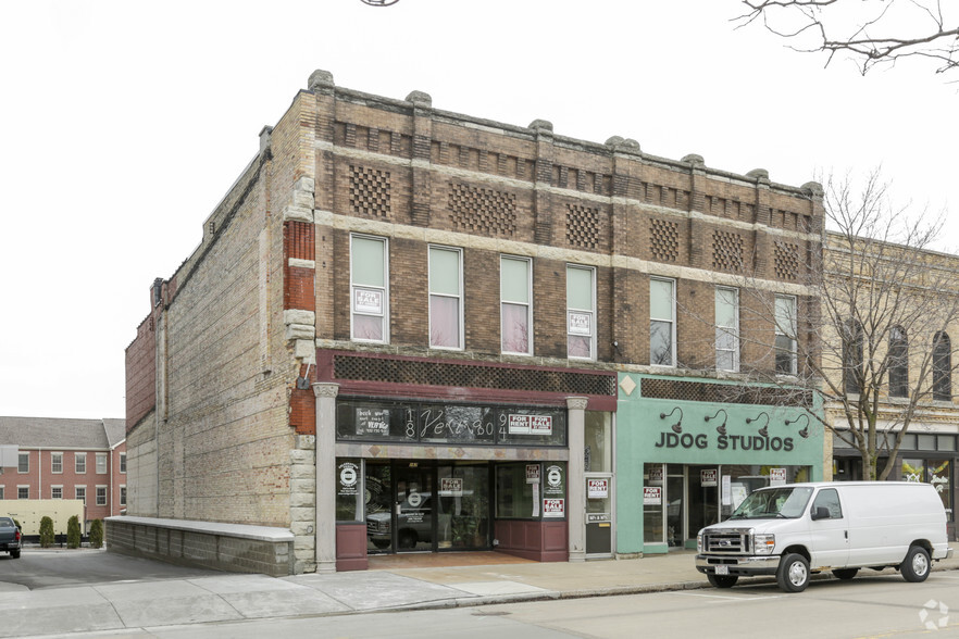 165-167 Main St, Menasha, WI for sale - Primary Photo - Image 1 of 1