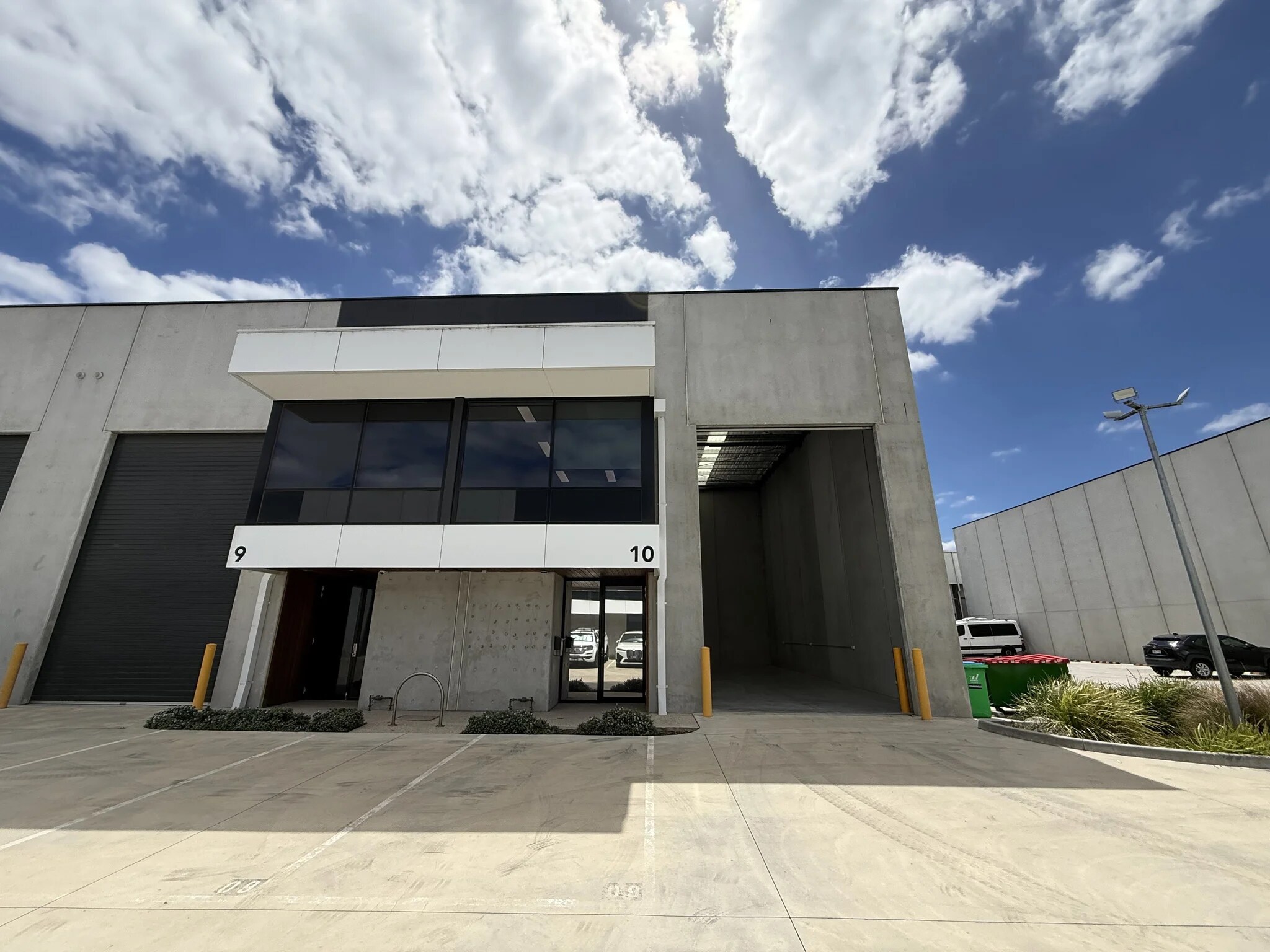 26 Rushdale St, Knoxfield for lease Building Photo- Image 1 of 4