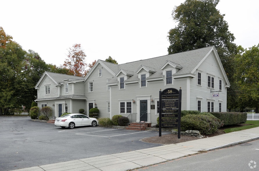 58 Main St, Topsfield, MA 01983