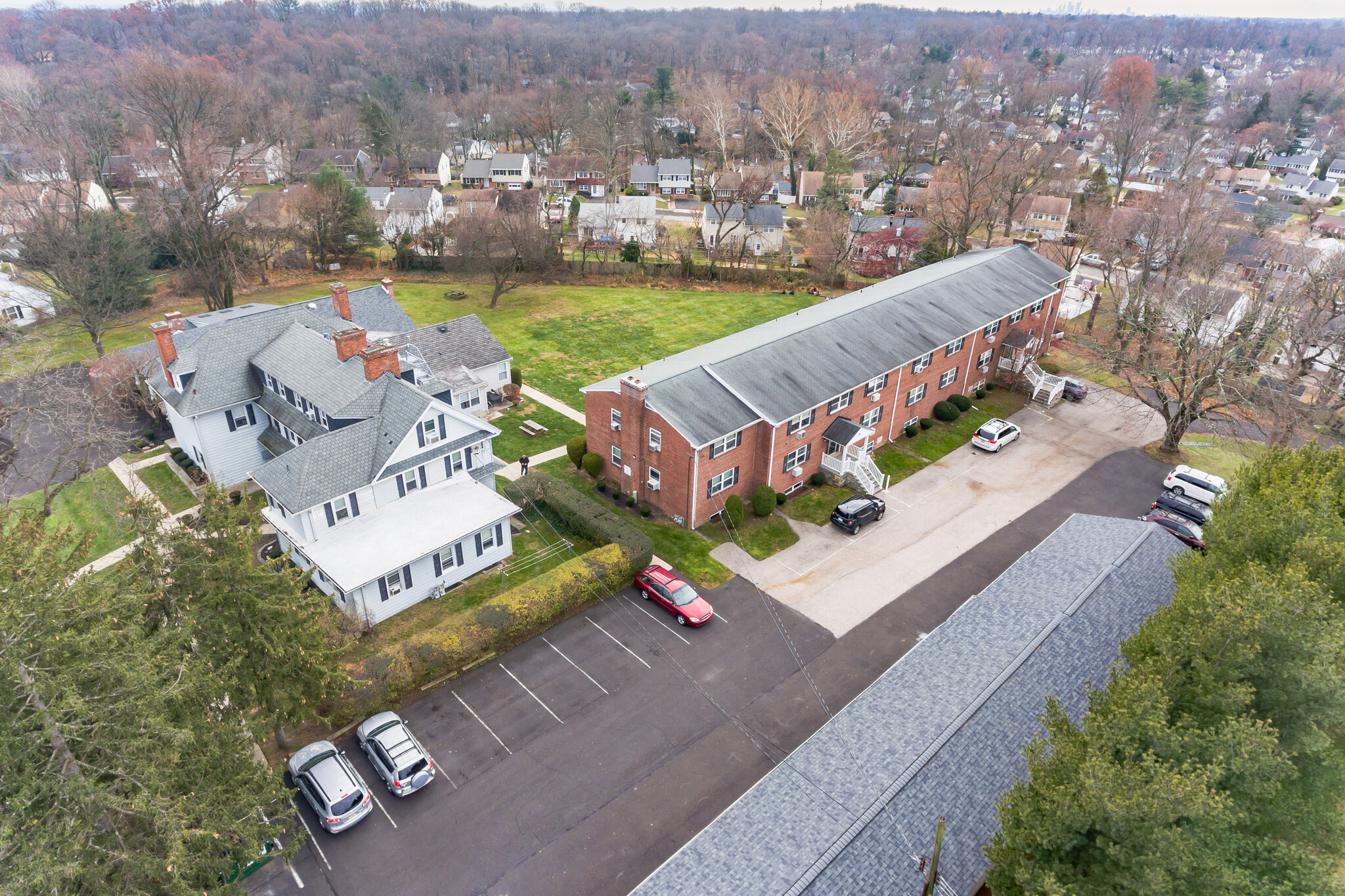 500 Manor House Ln, Willow Grove, PA for sale Building Photo- Image 1 of 12