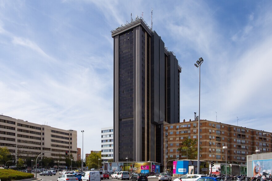 Plaza Castilla, 3, Madrid, Madrid for lease - Building Photo - Image 2 of 2