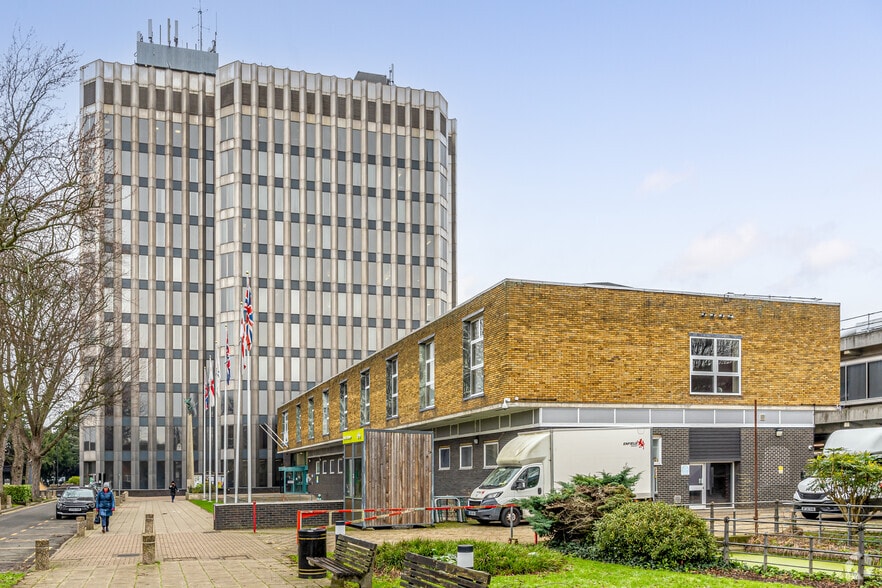 Silver St, Enfield for sale - Primary Photo - Image 1 of 1