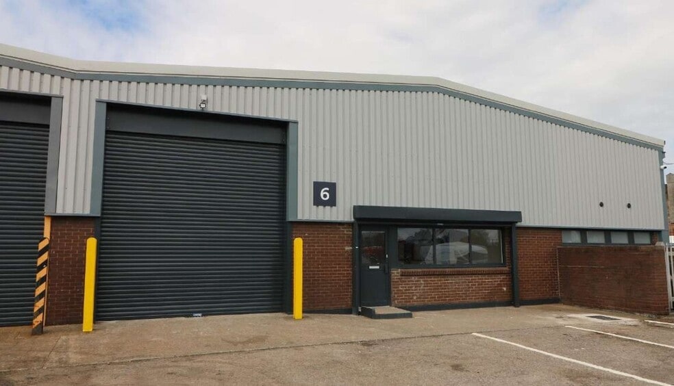 Sandon Industrial Estate, Liverpool for lease - Building Photo - Image 2 of 18