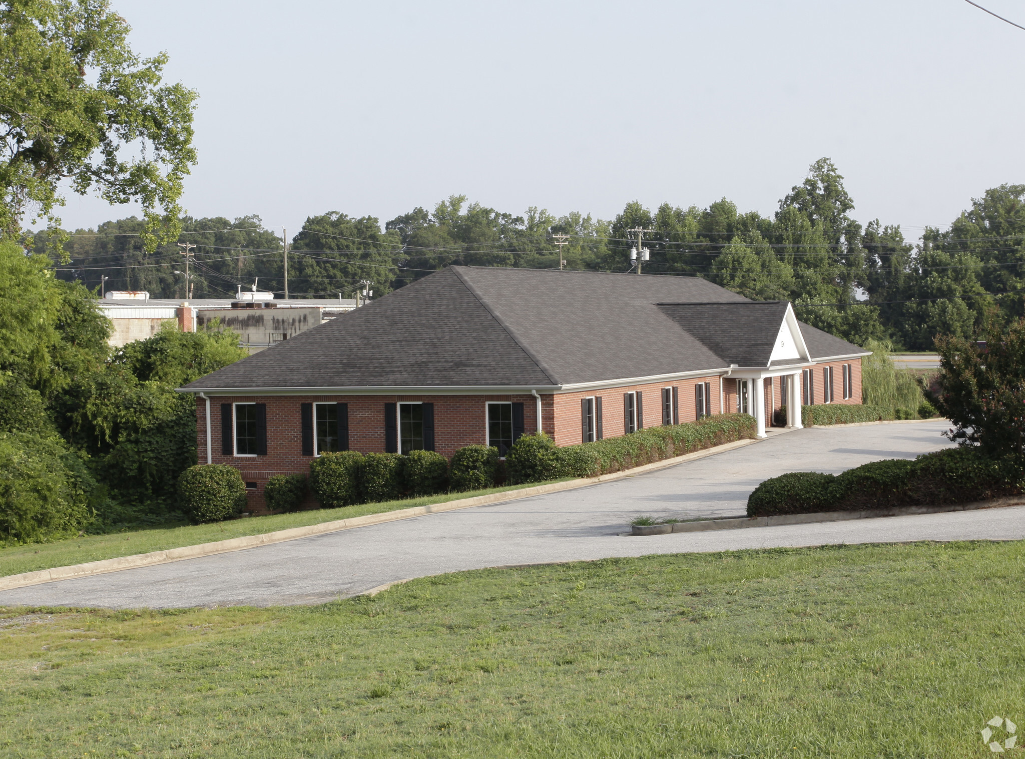 127 Mills Ave, Greer, SC for sale Building Photo- Image 1 of 1