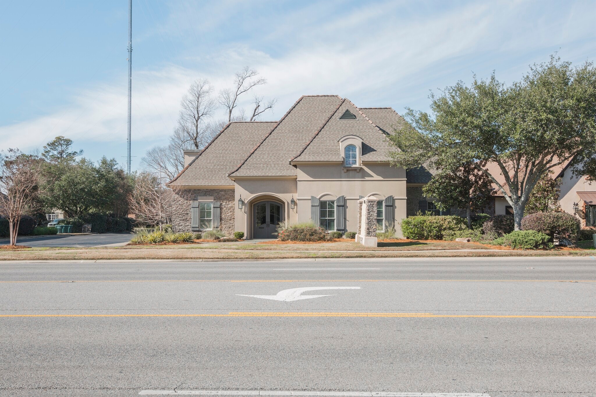 2461 Tower Dr, Monroe, LA for lease Building Photo- Image 1 of 29