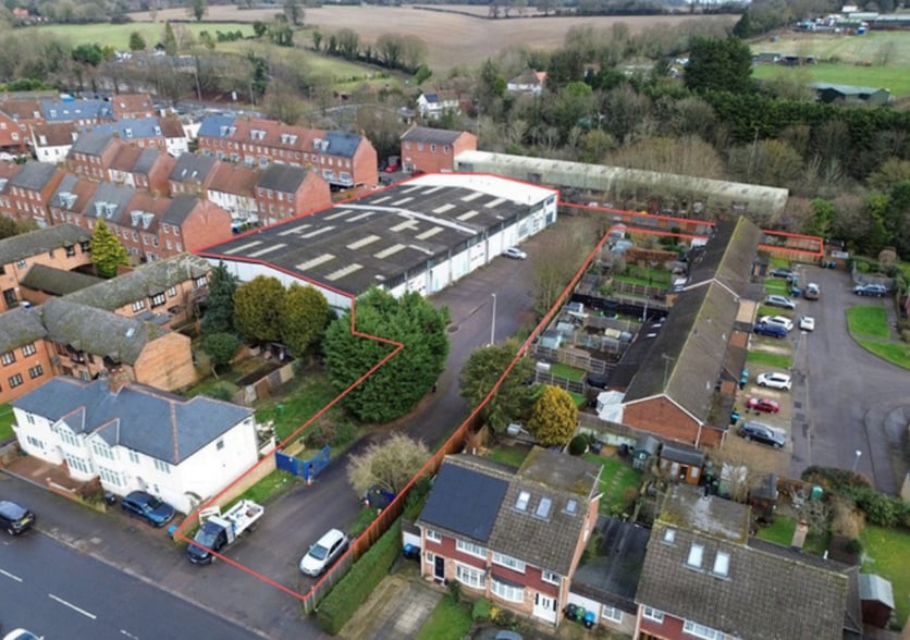 3 London Rd, Markyate for sale - Primary Photo - Image 1 of 3