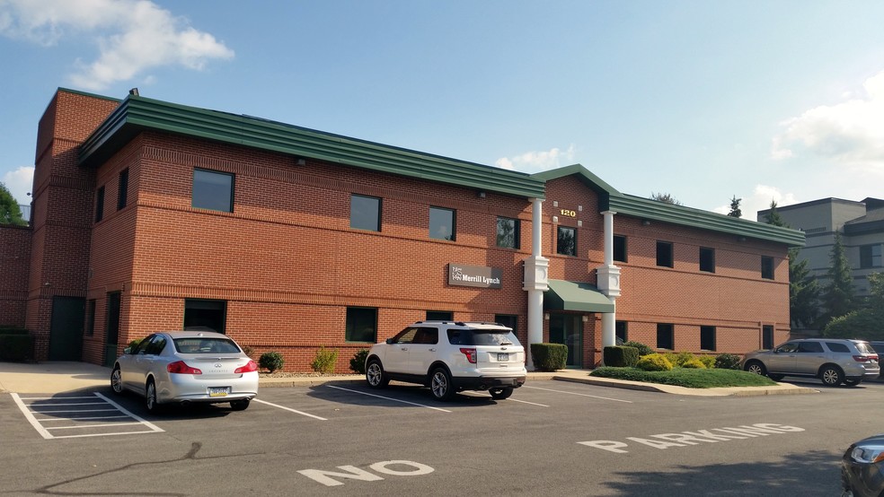 120 Regent Ct, State College, PA for lease - Primary Photo - Image 1 of 1