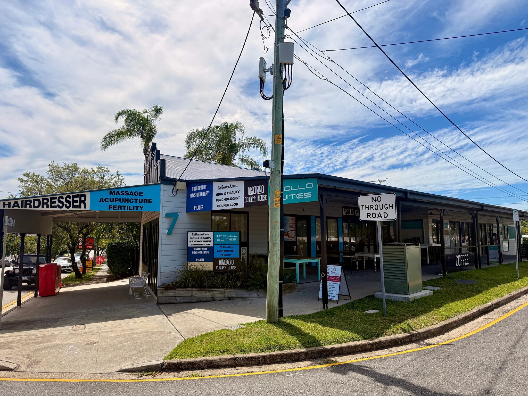 7 Apollo Rd, Bulimba for lease Primary Photo- Image 1 of 5