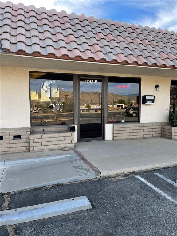 7245 Joshua Ln, Yucca Valley, CA 92284