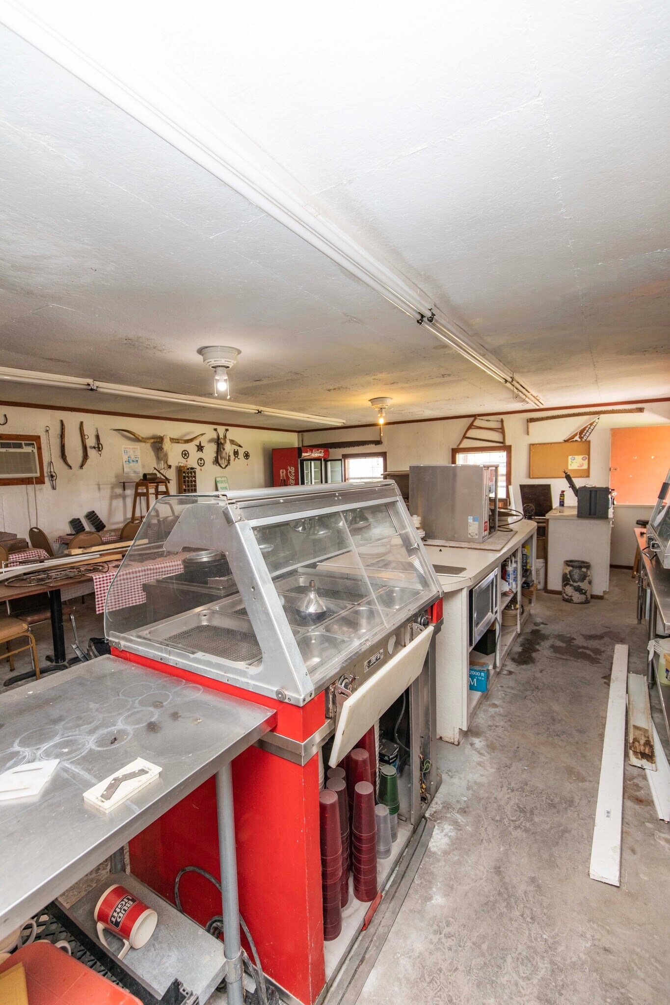 97 N Main, Bailey, TX 75413 Sports & Entertainment for Sale