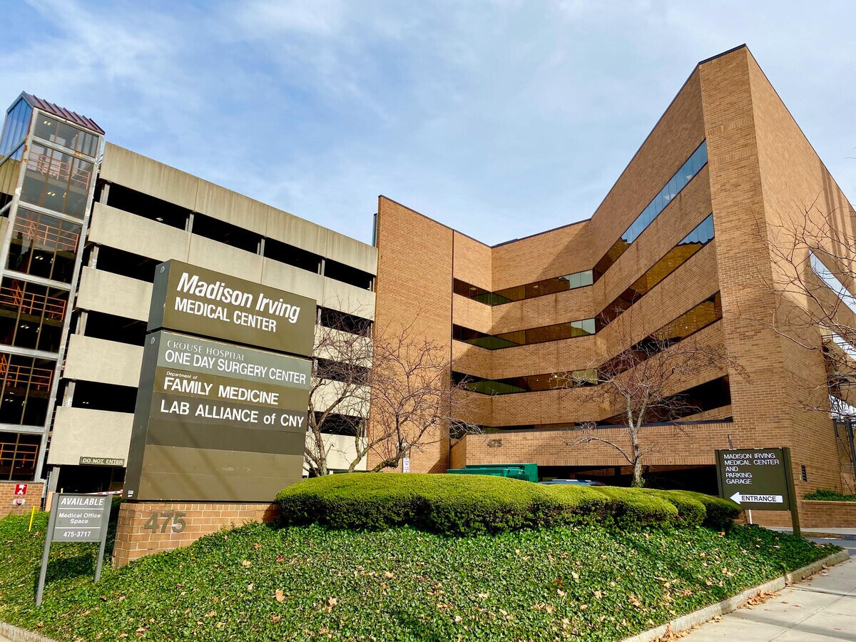 475 Irving Ave, Syracuse, NY 13210