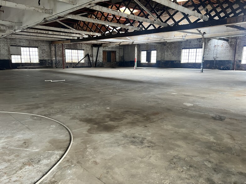 751 Concourse Village West, Bronx, NY for lease - Interior Photo - Image 3 of 11