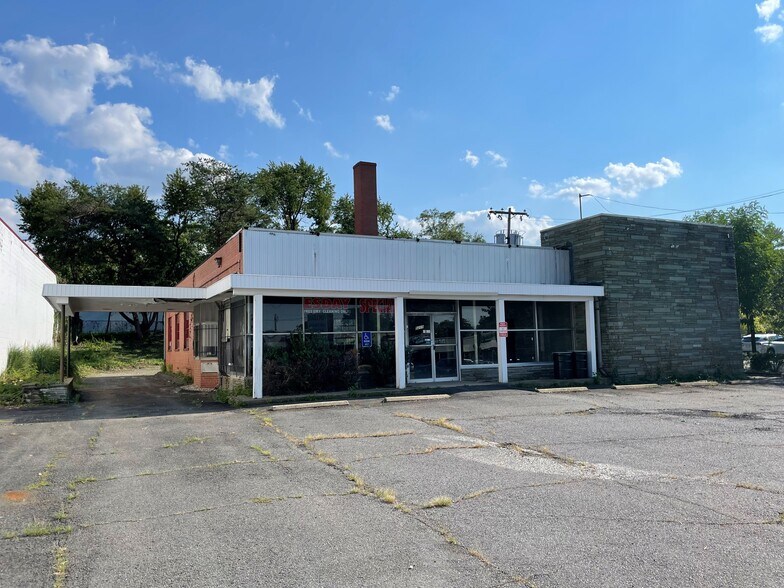 5210 Lee Hwy, Arlington, VA 22207