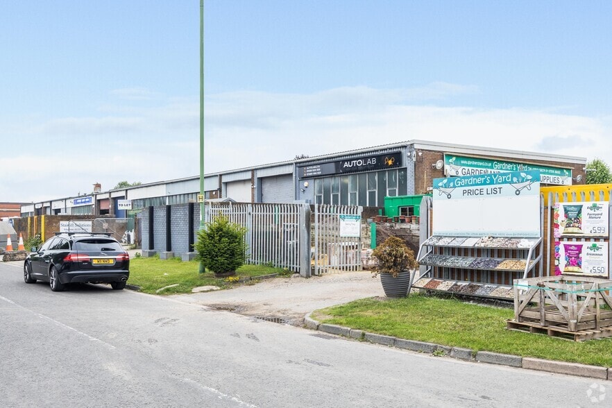 Leaside, Newton Aycliffe for sale - Primary Photo - Image 1 of 1