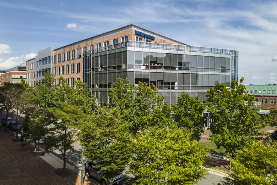 1701 Duke St, Alexandria, VA for lease - Building Photo - Image 3 of 19