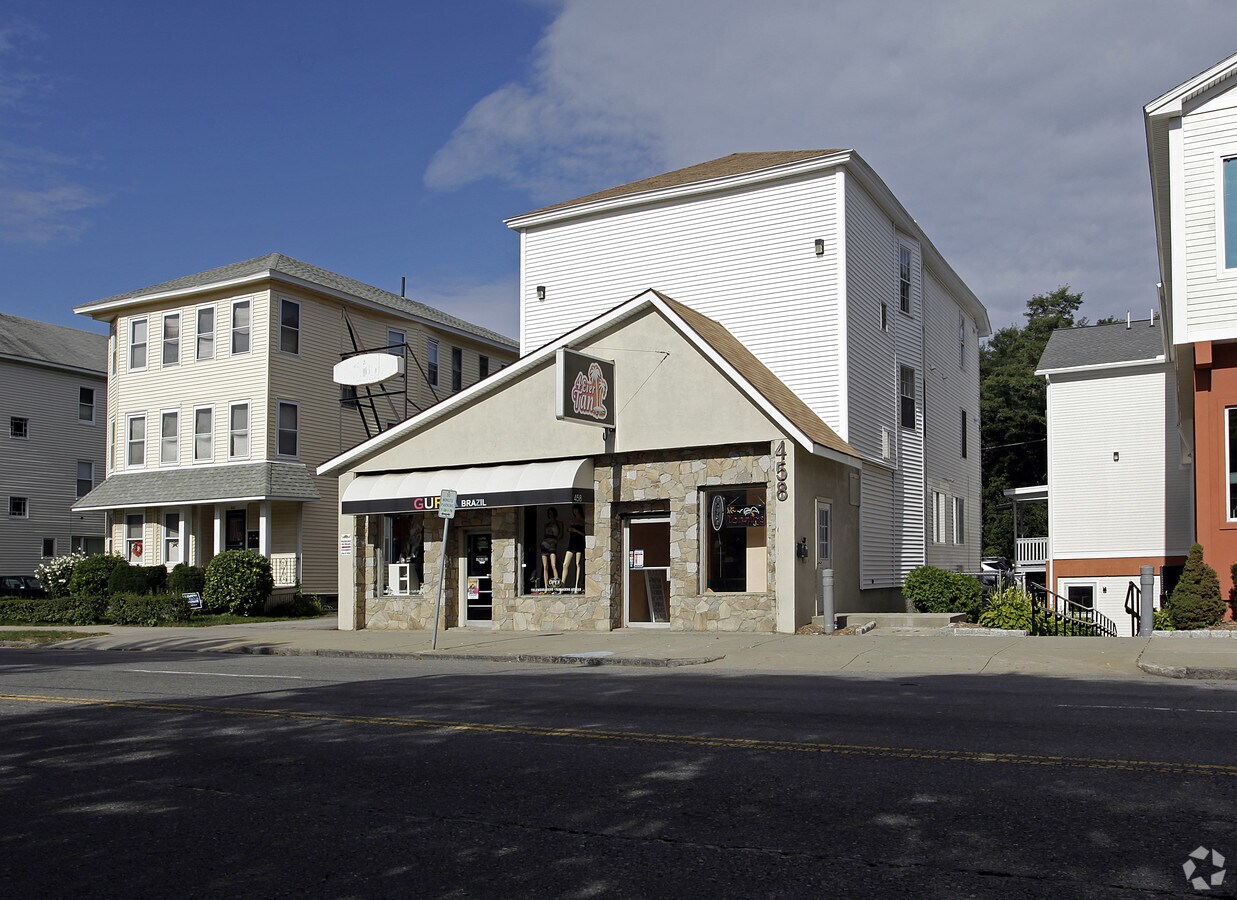 458 Park Ave, Worcester, MA 01610