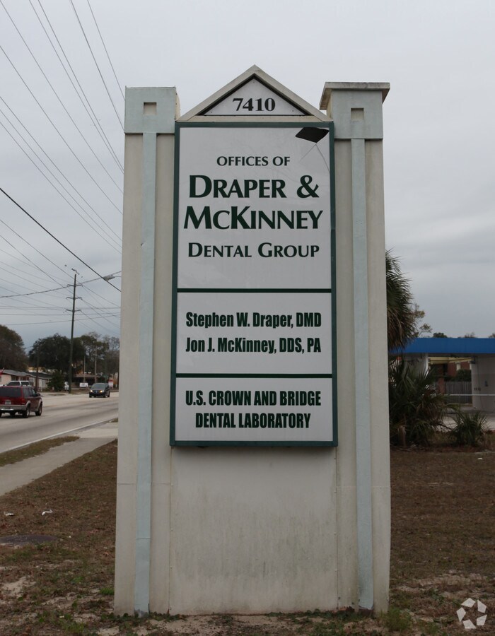 7410 Merrill Rd, Jacksonville, FL 32211