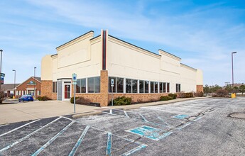 9701-9791 Vista Way, Garfield Heights, OH for lease Building Photo- Image 1 of 4