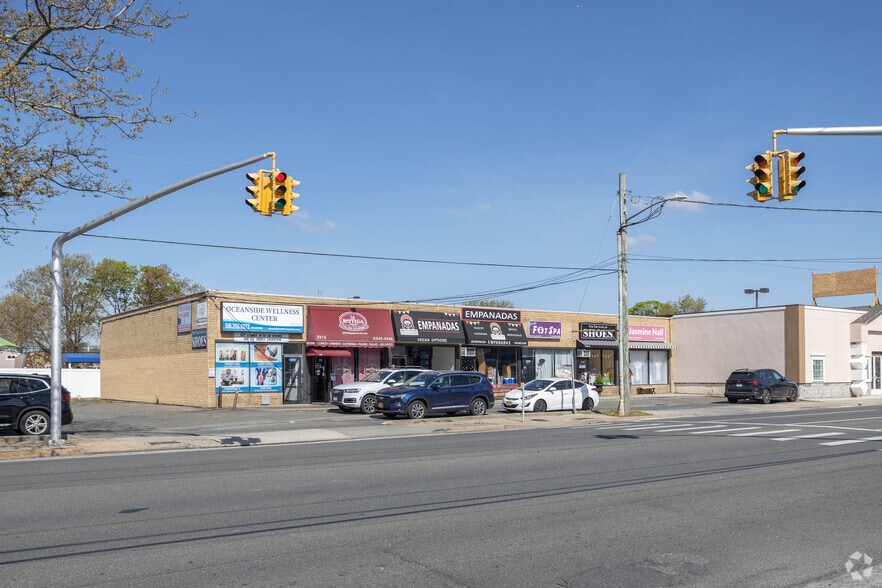 3206-3218 Long Beach Rd, Oceanside, NY for sale - Building Photo - Image 1 of 14